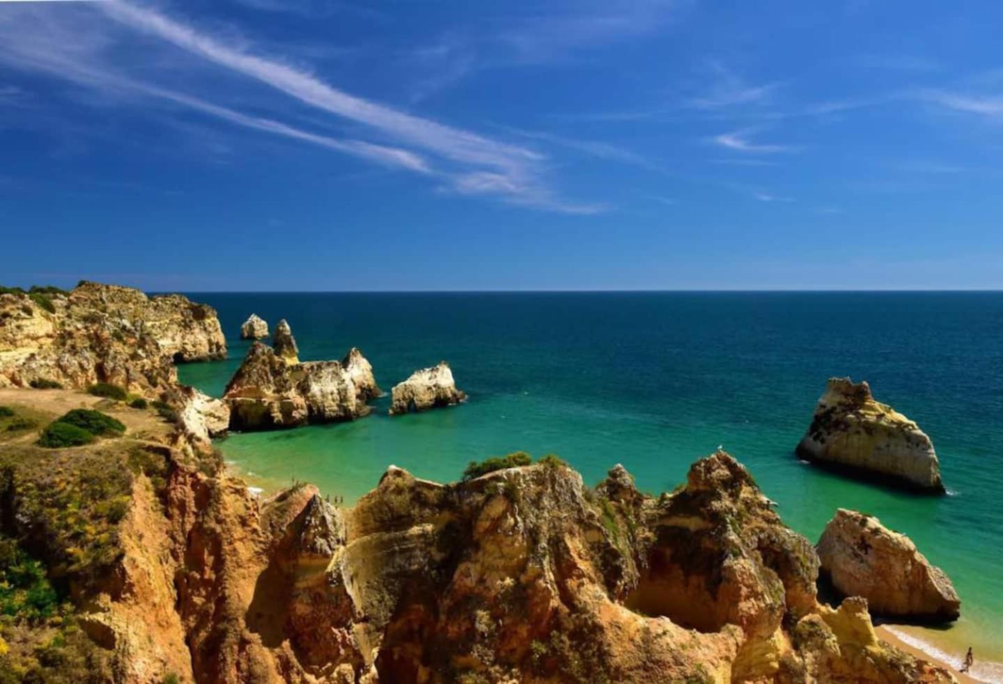 Spacious&Bright2Bedroom Apt Near Beaches,Sleeps 6 Portimao Bagian luar foto